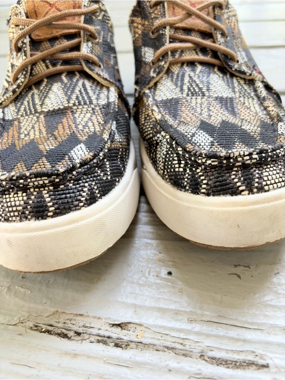 TWISTED X Black Tan Lace Up Kicks Loafer Handcrafted Comfort Rubber Sole Size 8
